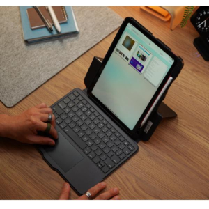 FUNDA CON TECLADO BT IPAD PRO 11